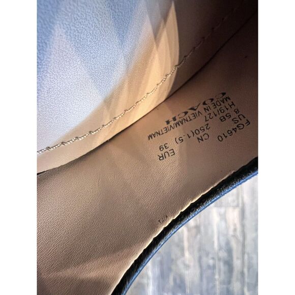 Coach Willa Women 8.5B Black Leather Pointed Toe Block Heel Pumps Gold Bead Logo - Picture 8 of 10